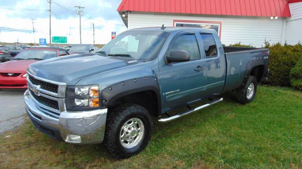 2008 CHEVY SILVERADO 2500 DIESEL ALLISON 4X4 LONGBED - cars & trucks... for sale in Watertown, NY – photo 2
