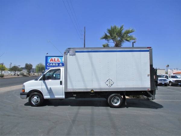 2012 Chevrolet Express Commercial Cutaway Van Box Truck with side for sale in Tucson, NM – photo 7