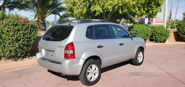 BEST $5000 SUV ON CRAIGSLIST! PERFECT CONDITION. SALE PRICE! CARFAX ! for sale in Gilbert, AZ – photo 2