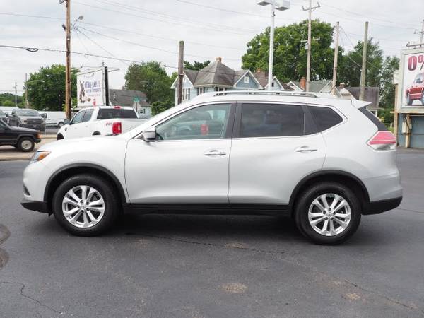 2016 Nissan Rogue SV for sale in Middletown, OH – photo 2