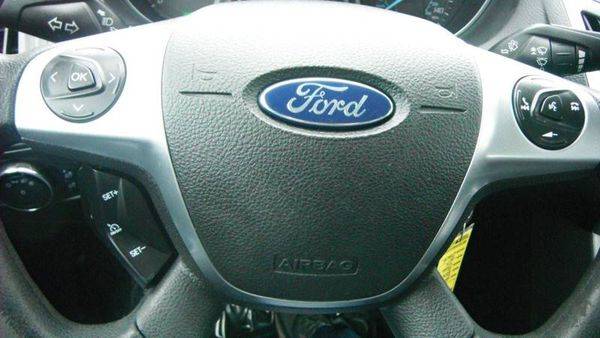 2014 Ford Focus SE 4dr Sedan for sale in Decorah, IA – photo 9