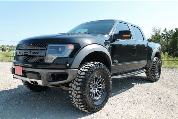 2014 FORD RAPTOR SVT - LIFTED - FOX SHOCKS - NEW 37s & 17s -BLK ON... for sale in Liberty Hill, IA – photo 2