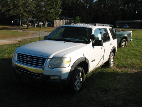 2007 Ford Explorer - cars & trucks - by owner - vehicle automotive... for sale in Cleveland, GA – photo 2