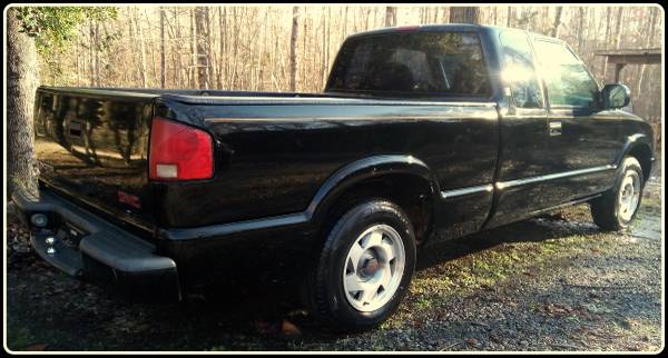 GMC Sonoma (S10) - Low Miles - Clean - cars & trucks - by dealer -... for sale in Madison, NC – photo 6