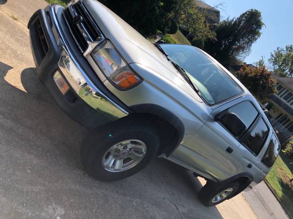 1999 four runner SUPER CLEAN! for sale in Asheville, NC – photo 2