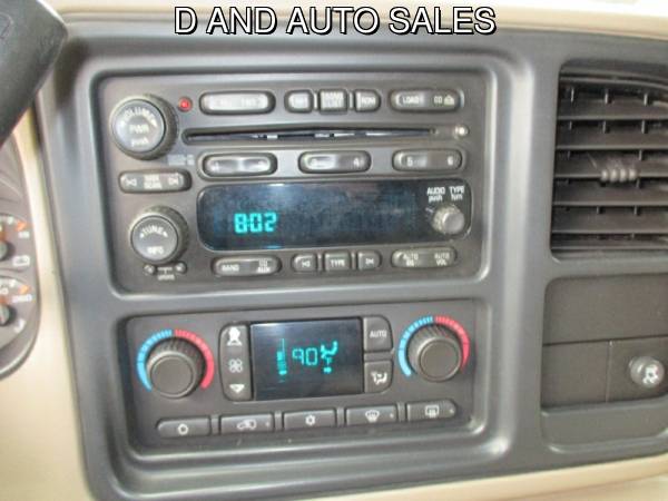 2005 GMC Yukon 4dr 1500 4WD SLT D AND D AUTO - cars & trucks - by... for sale in Grants Pass, OR – photo 16