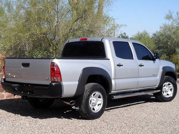 2013 Toyota Tacoma Double Cab 4x4. Accident free Carfax! for sale in Wickenburg, AZ – photo 2