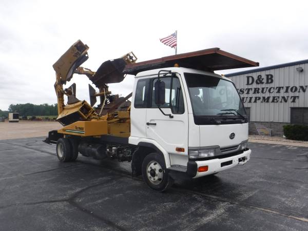 2000 UD Tree Spade Truck for sale in Lena, SD – photo 7