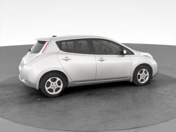 2012 Nissan LEAF SV Hatchback 4D hatchback Silver - FINANCE ONLINE -... for sale in Chaska, MN – photo 12