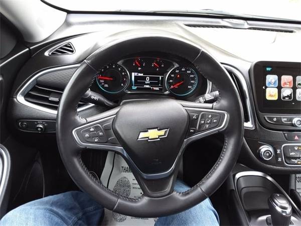 2018 Chevrolet Malibu LT - cars & trucks - by dealer - vehicle... for sale in Green Bay, WI – photo 12