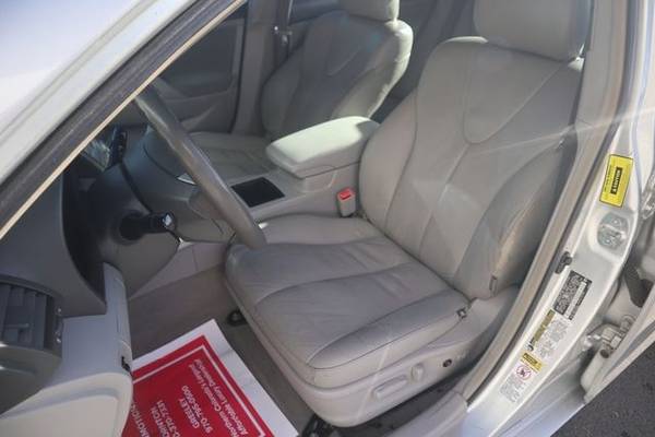 2007 Toyota Camry LE Sedan 4D - cars & trucks - by dealer - vehicle... for sale in Greeley, CO – photo 9