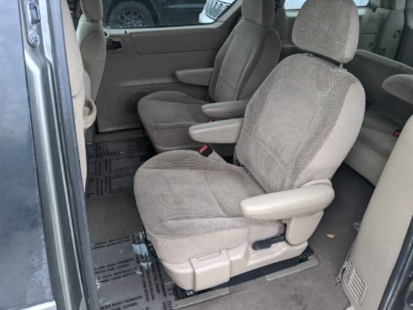 2001 Ford Windstar FWD 4D Wagon/Wagon SE - - by for sale in Waterloo, IA – photo 12
