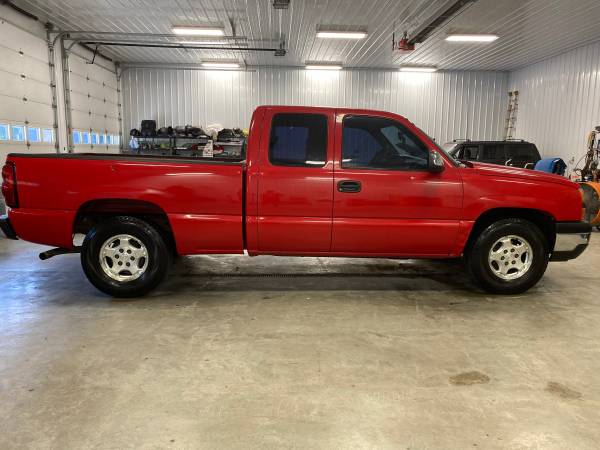 2007 Chevy Silverado 2x2 - cars & trucks - by owner - vehicle... for sale in Frontenac, MO – photo 7