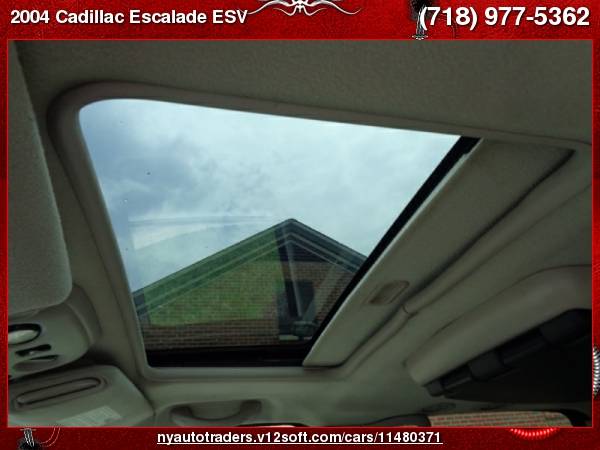 2004 Cadillac Escalade ESV 4dr AWD for sale in Valley Stream, NY – photo 12