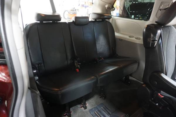Back Up Camera/Seats Eight/Great Deal This 2013 Toyota Sienna for sale in Ammon, ID – photo 11