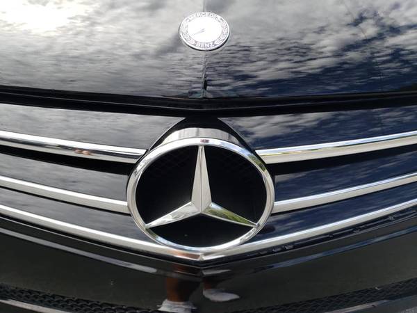 14 Mercedes Benz C300 4Matic BLACK on BLACK 5YR/100K WARRANTY INCLUDED for sale in METHUEN, RI – photo 11