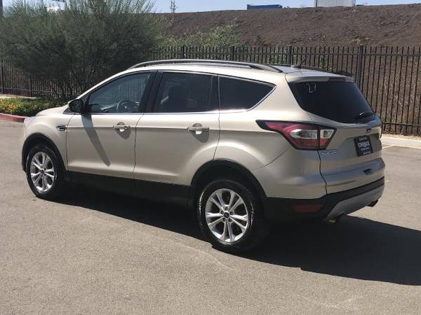 2018 Ford Escape SE FWD - cars & trucks - by dealer - vehicle... for sale in Corona, CA – photo 3