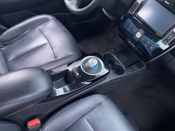 2015 Nissan LEAF SV Hatchback 4D hatchback Black - FINANCE ONLINE -... for sale in Manhattan Beach, CA – photo 24