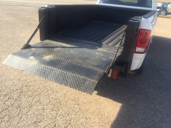 MAJOR REDUCTION 2015 Ram Tradesman w/Power liftgate for sale in Lubbock, TX – photo 5