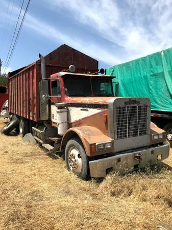 Freight Liner for sale in Lemoore, CA