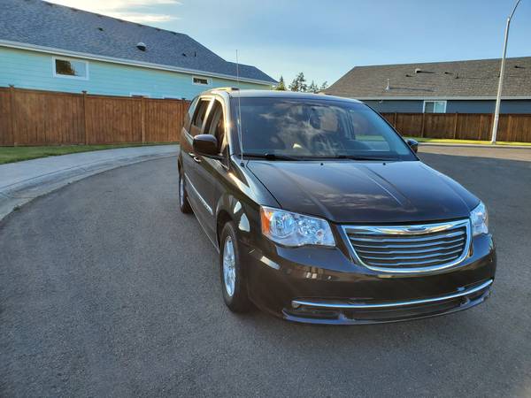 2012 Chrysler Town & Country - cars & trucks - by owner - vehicle... for sale in Tacoma, WA – photo 2