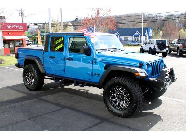 2020 Jeep Gladiator SPORT ONE OF A KIND MUST SEE ONLY 8, 840 MILES for sale in Salem, MA – photo 5