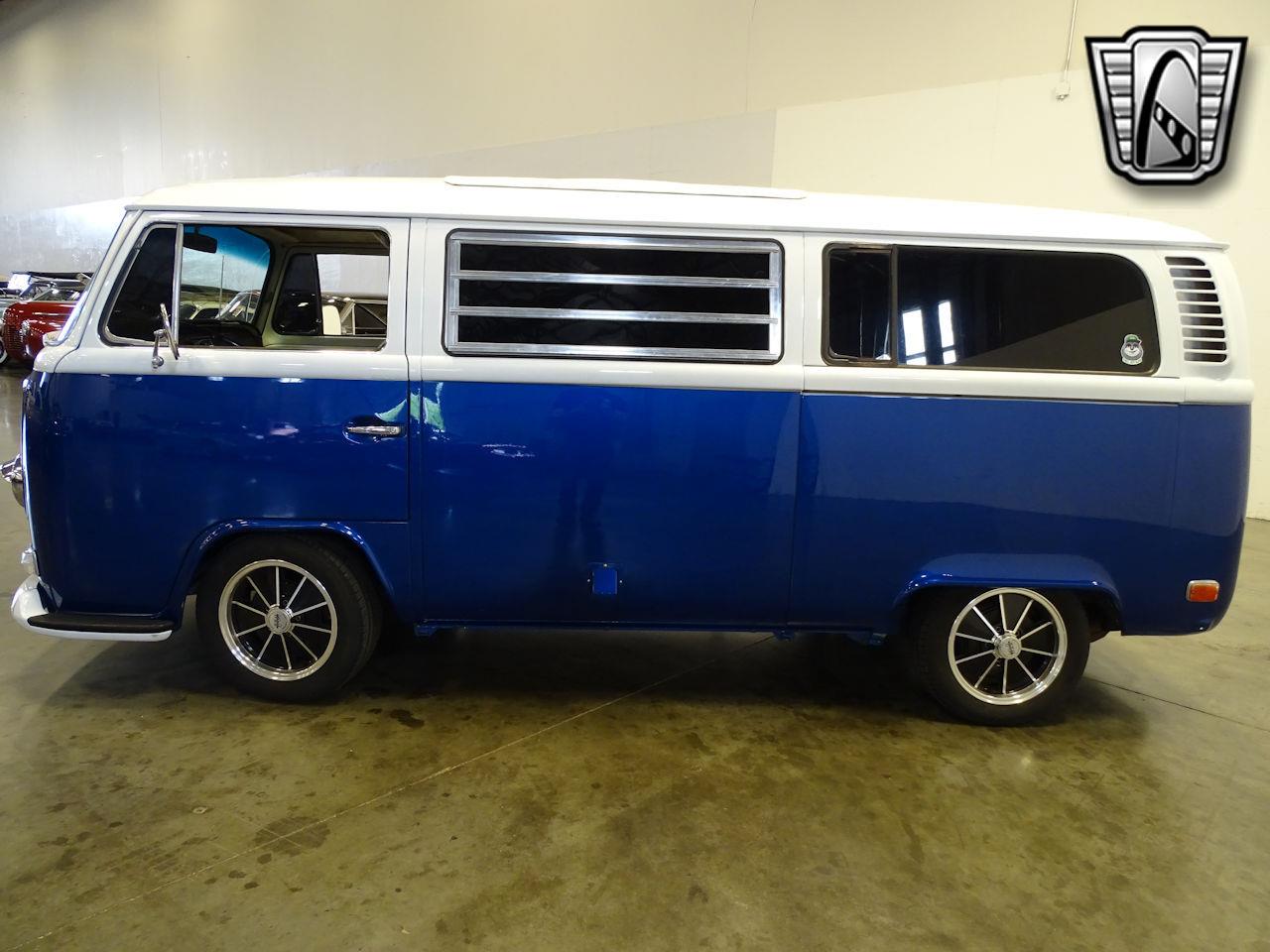 1972 Volkswagen Bus for sale in O'Fallon, IL – photo 29
