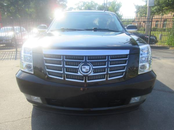 2008 CADILLAC ESCALADE PREMIUM AWD BLACK ON BLACK 1-OWNER 110k for sale in Little Rock, AR – photo 2