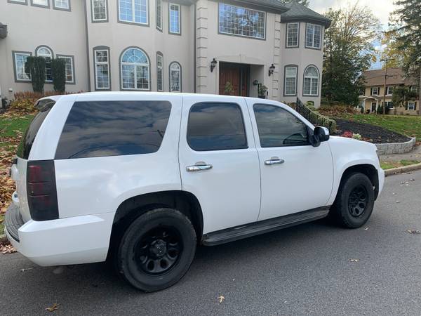 07 Chevrolet Tahoe- Runs Excellent with New Paint - cars & trucks -... for sale in Fayetteville, NC – photo 4