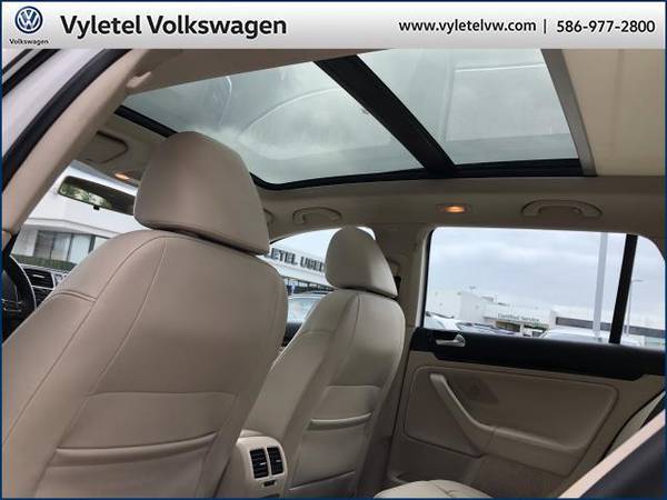 2013 Volkswagen Jetta SportWagen wagon 4dr DSG TDI w/Sunroof for sale in Sterling Heights, MI – photo 15