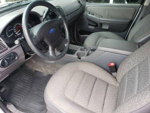 2002 Ford Explorer XLS 4WD - - by dealer - vehicle for sale in Spokane Valley, WA – photo 8