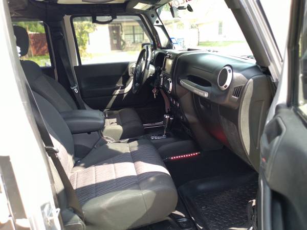 2012 JEEP WRANGLER RUBICON $ 16 500 FIRM.. - cars & trucks - by... for sale in Laredo, TX – photo 5