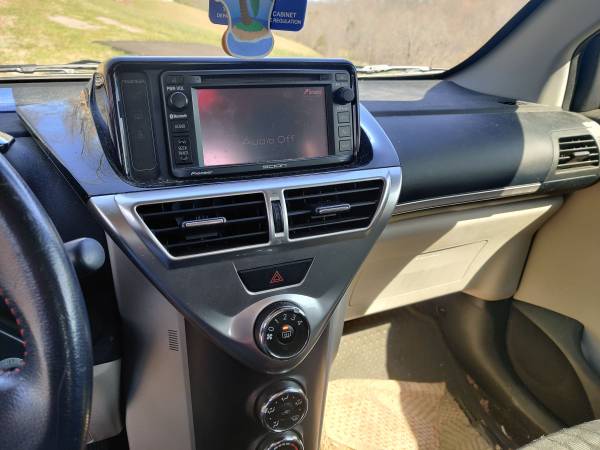 2014 Scion iQ 58k Incredible on Gas for sale in flatwoods, WV – photo 3
