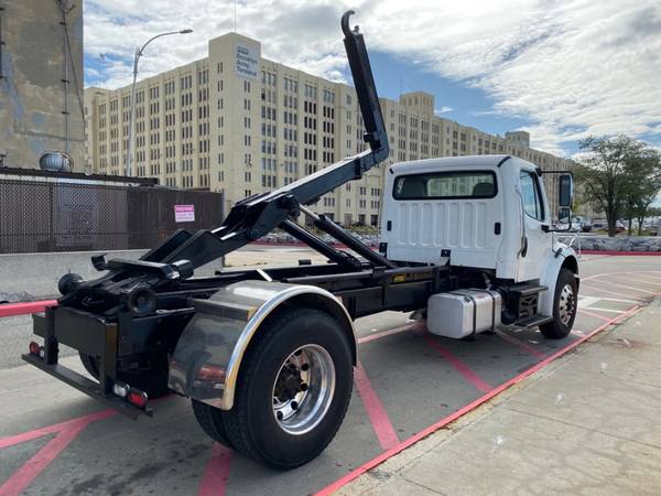 2014 FREIGHTLINER M2 HOOKLIFT NON CDL AUTOMATIC CUMMINS ENGIN-brooklyn for sale in STATEN ISLAND, NY – photo 2