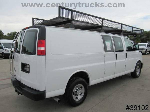 2016 Chevrolet Express 2500 CARGO EXTENDED Summit White for sale in Grand Prairie, TX – photo 2