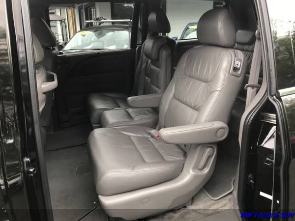 2010 Honda Odyssey Touring Leather NAV DVD Clean Carfax Local Famil for sale in Milwaukee, OR – photo 9