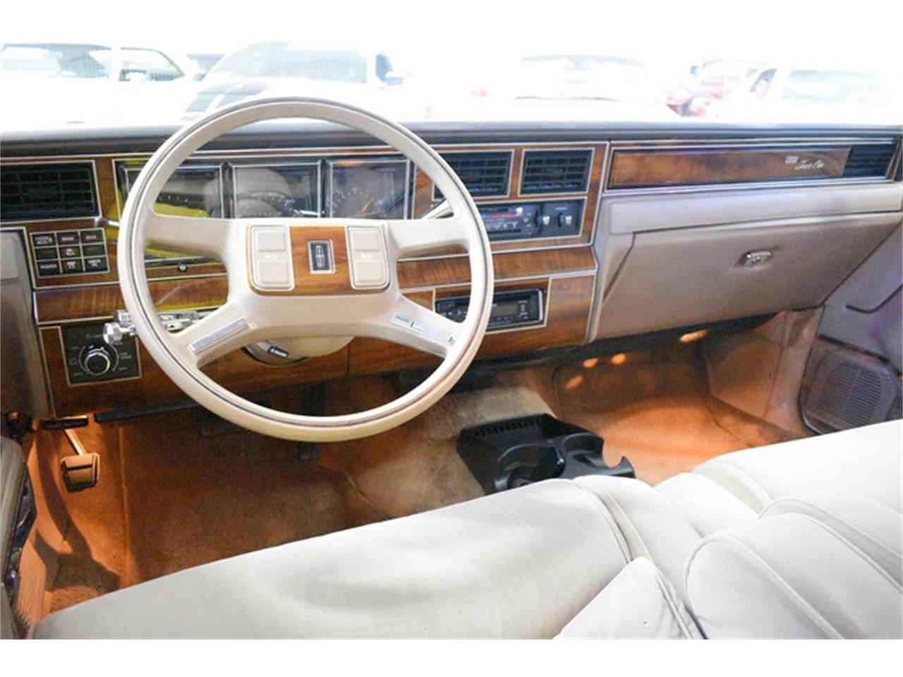 1989 Lincoln Town Car for sale in WAYNE, MI – photo 60
