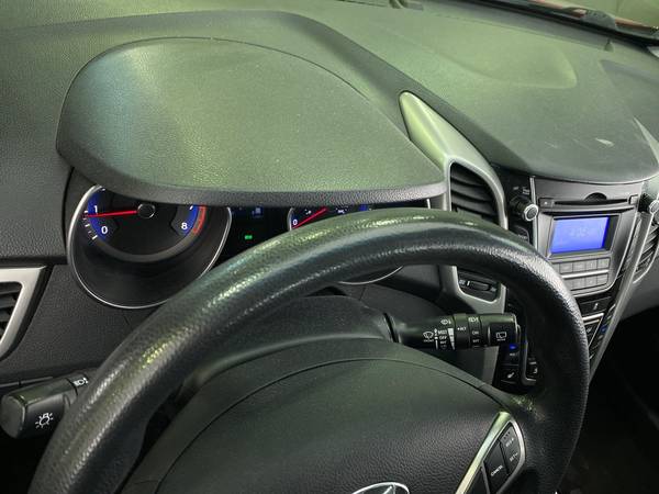 2016 Hyundai Elantra GT Hatchback 4D hatchback Red - FINANCE ONLINE... for sale in Mesa, AZ – photo 21