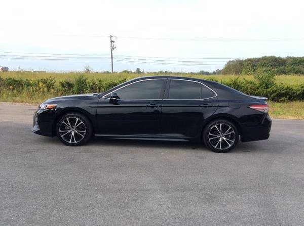 2018 Toyota Camry SE - cars & trucks - by dealer - vehicle... for sale in Georgetown, KY – photo 3
