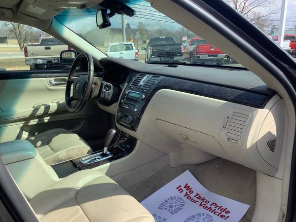 2008 Cadillac DTS! Loaded! Sharp! - - by dealer for sale in Ortonville, OH – photo 19