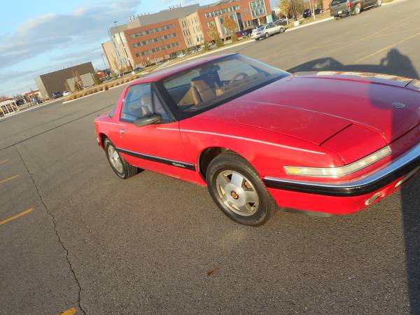 1989 BUICK REATTA (Price Reduction) (Sports Car) - cars & trucks -... for sale in Grand Forks, ND – photo 8
