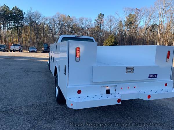 *Ford* *F550HD CREW CAB 4x4 JUST 30k MILES UTILITY SERVICE - cars &... for sale in FRANKLINTON, VA – photo 7