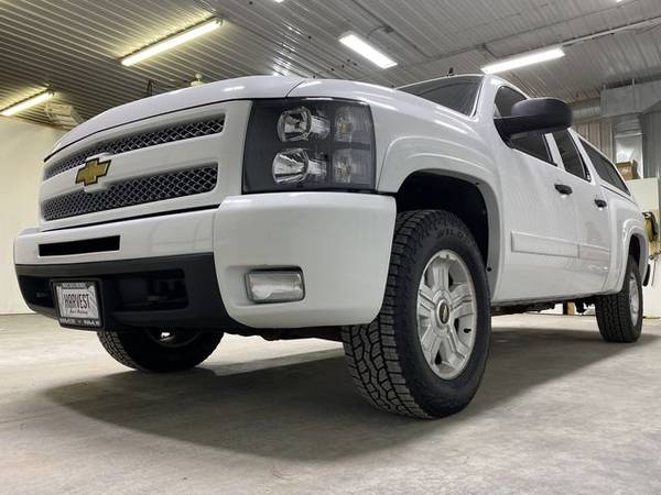 2011 Chevrolet Silverado 1500 Crew Cab - Small Town & Family Owned! for sale in Wahoo, NE – photo 2