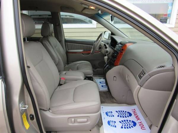 2008 Toyota Sienna - 3mo/3000 mile warranty!! - cars & trucks - by... for sale in York, NE – photo 15