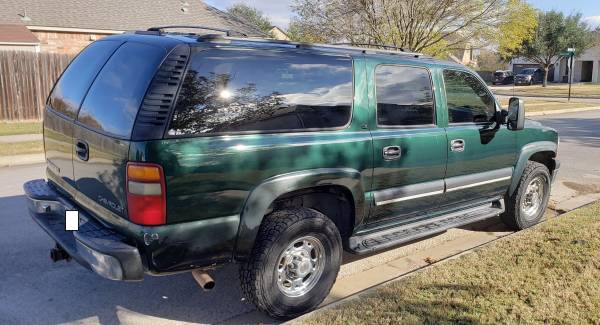2001 Chevrolet Suburban 2500 - cars & trucks - by owner - vehicle... for sale in Kyle, TX – photo 9