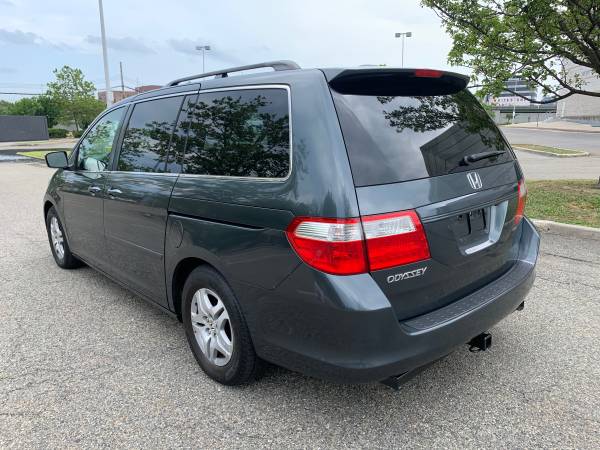 2006 HONDA ODYSSEY EX-L - cars & trucks - by owner - vehicle... for sale in Whitestone, NY – photo 4