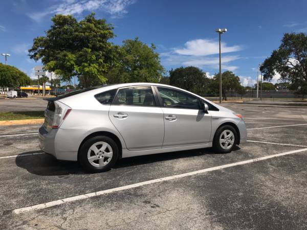 2010 Toyota Prius Prius V for sale in Fort Lauderdale, FL – photo 5