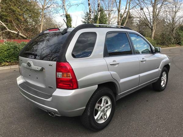 2006 KIA SPORTAGE EX AUTOMATIC 6CYLINDER 4X4 LEATHER MOON ROOF WOW!!!! for sale in Gresham, OR – photo 3