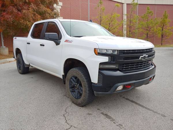 2020 CHEVROLET SILVERADO TRAIL BOSS 4X4 LEATHER! 1 OWNER! CLEAN... for sale in Norman, KS – photo 2