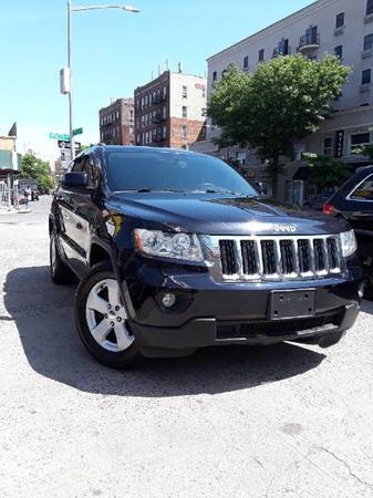 2011 Jeep Grand Cherokee Laredo 4WD LOWEST PRICES AROUND! for sale in Brooklyn, NY – photo 2